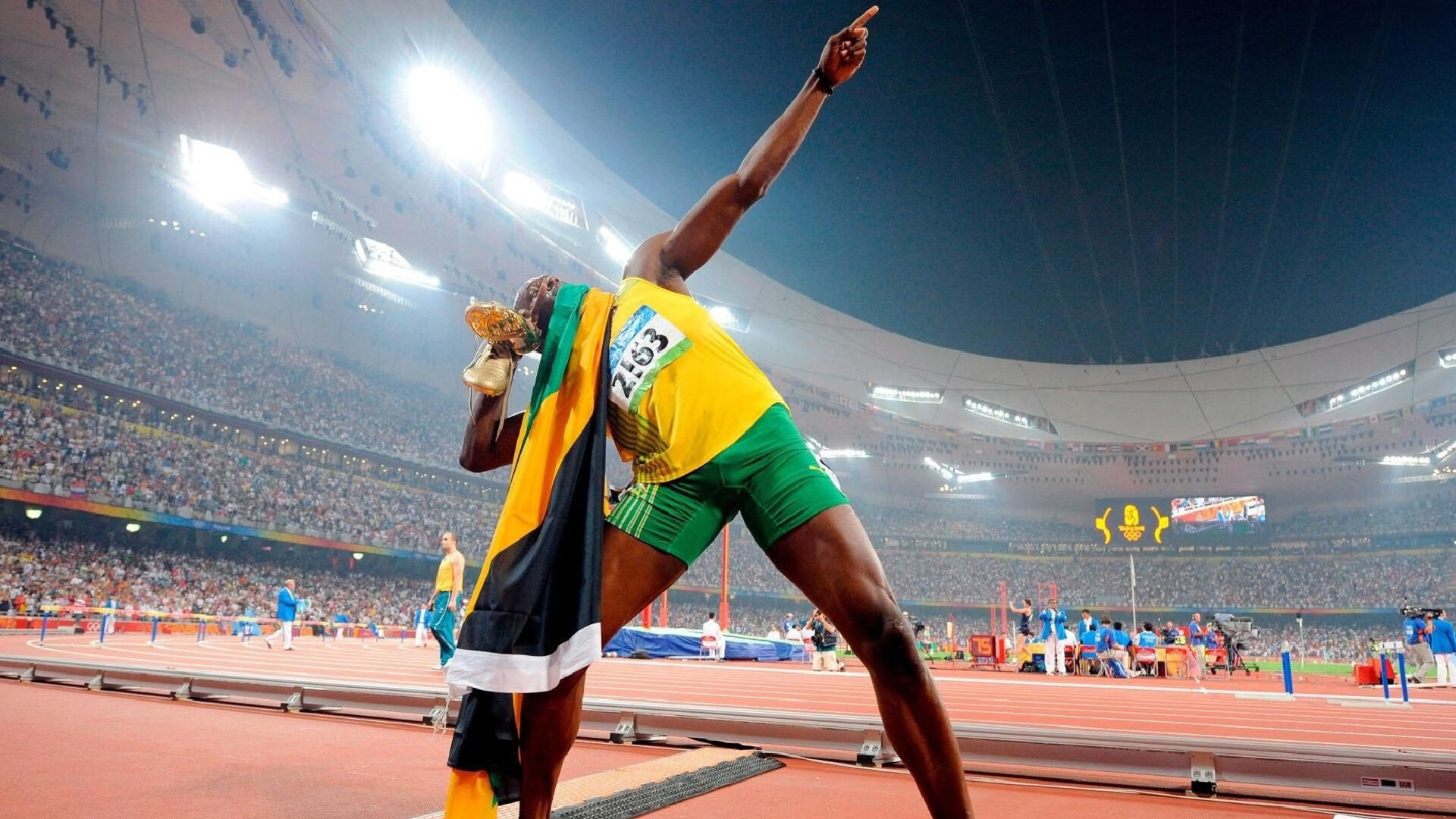 球迷文化大融合,现场氛围热烈,球迷文化的见解